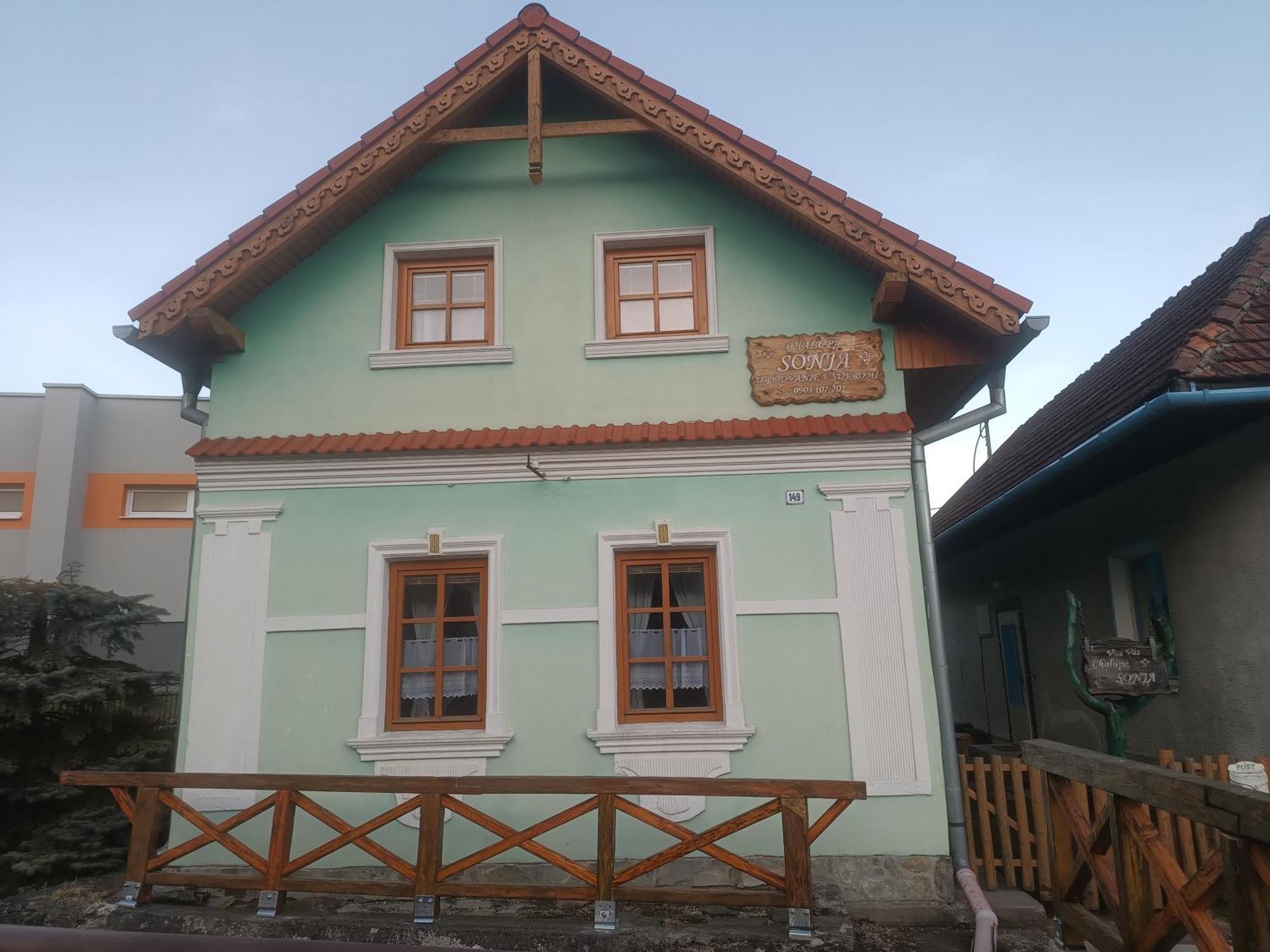Chalupa Sonja Lúčky Rom bilde